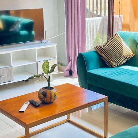 Eika Suites At Acacia Kampala Exteriör bild