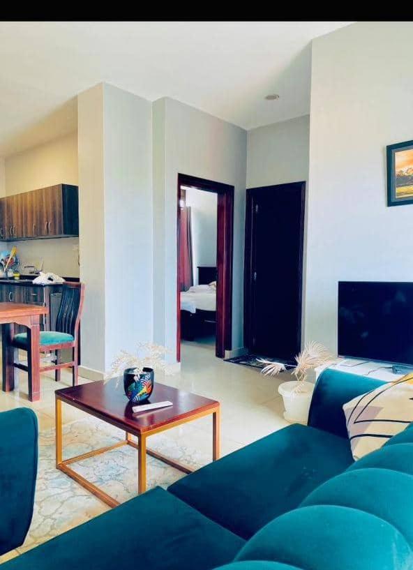 Eika Suites At Acacia Kampala Exteriör bild